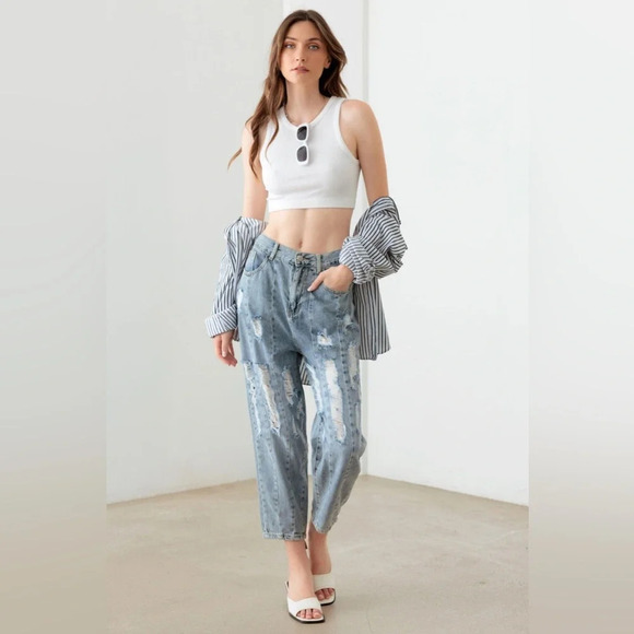 NWT-Light Blue Wash Barrel Leg High Waist Distressed Jeans - Picture 4 of 10